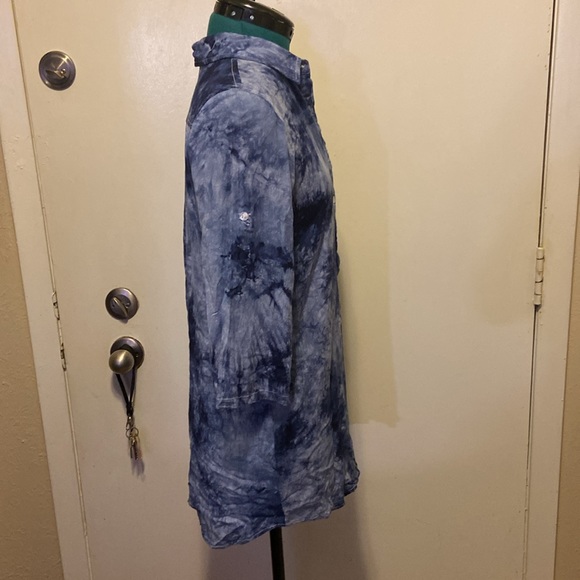 Women’s Lightweight Tie-Dye Top Med 3/4 Rolled Tab Sleeve Tunic Style - Picture 5 of 6
